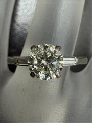 Lady's Diamond Engagement Ring